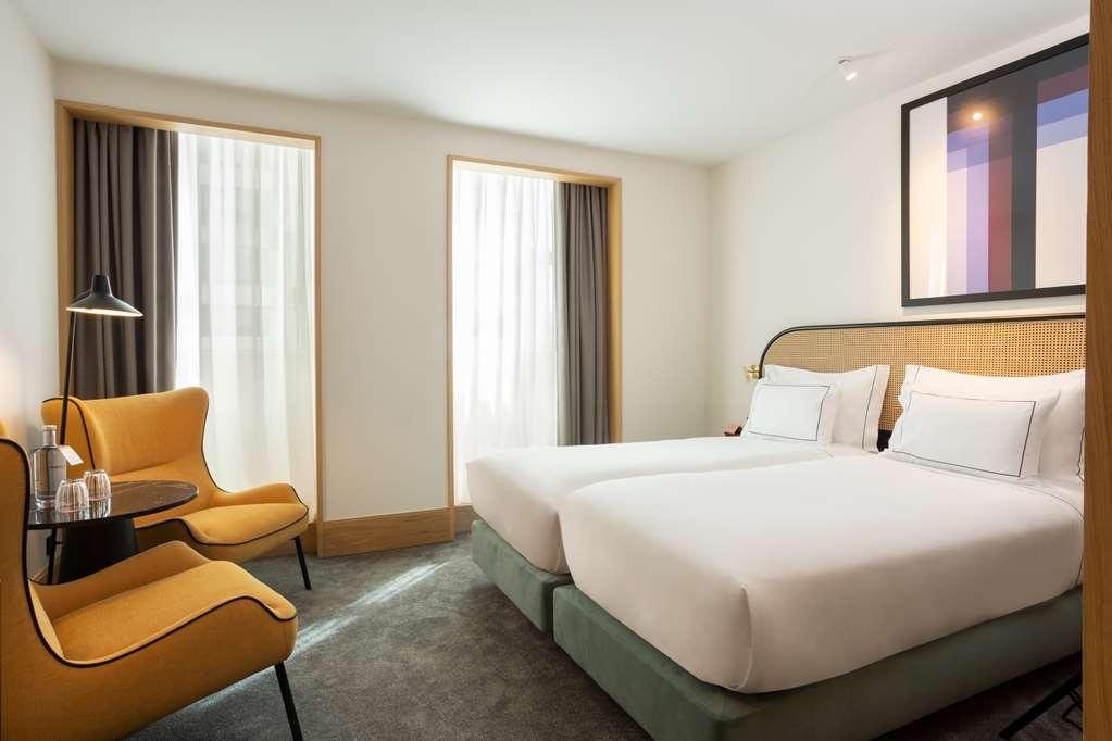Arts Hotel Porto, Tapestry Collection By Hilton Room photo